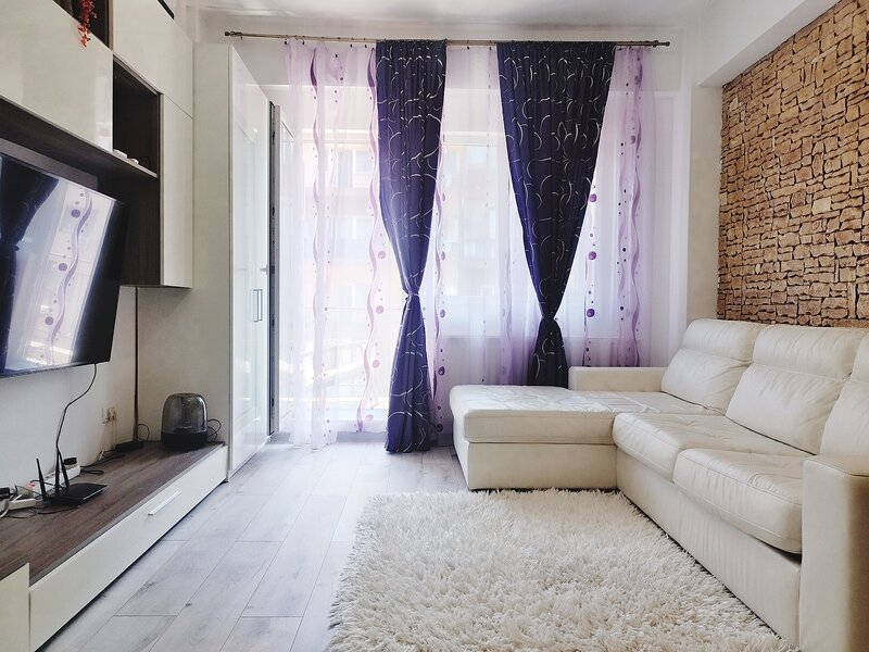 Militari Residence, Trattoria Roz Cafe